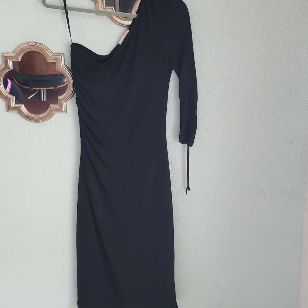 Black dress‎